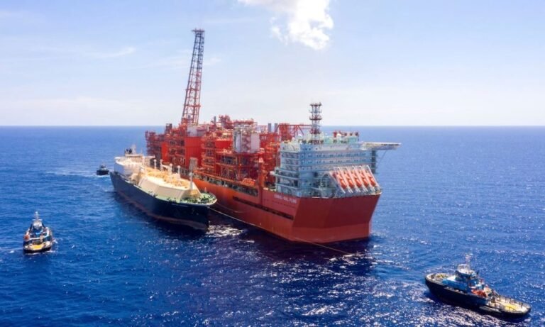 Technip Energies wins FLNG work in Africa