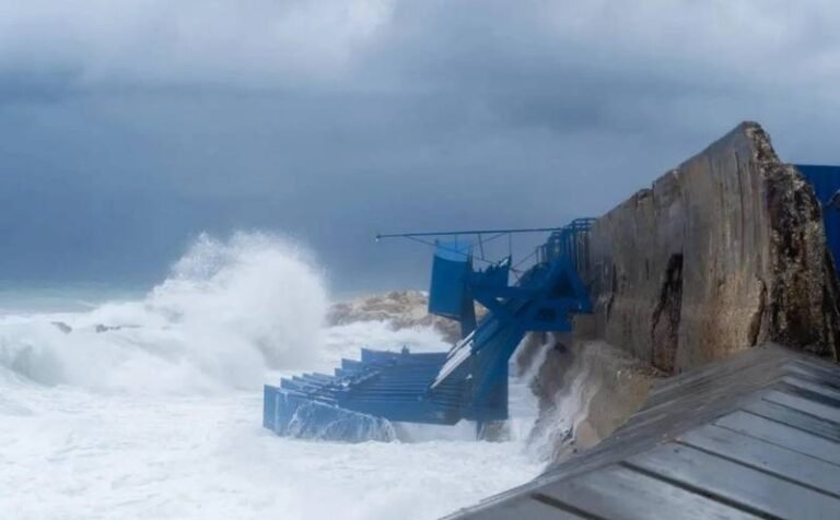 Eco Wave Power Eyes South Africa for Wave Energy Plant